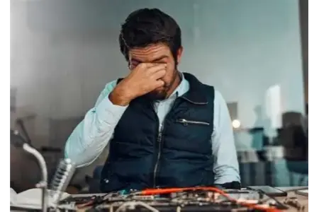 পুনঃপ্রচারিত ইংরেজি সংস্করণ (একই অর্থ, ভিন্ন শব্দ)